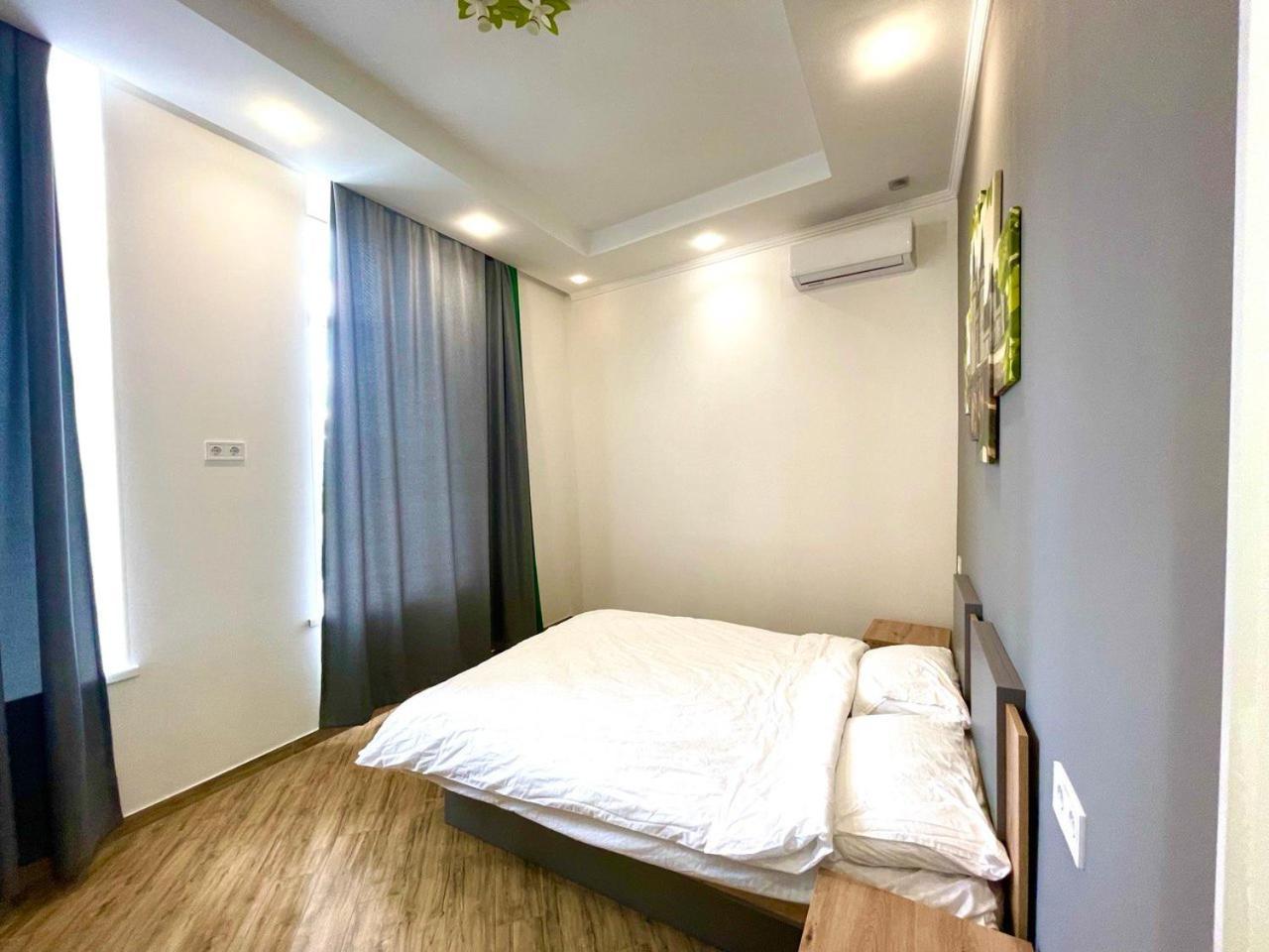 Apartment For Rent In The City Center Of Kharkiv K18 Elinaflats Carcóvia Exterior foto