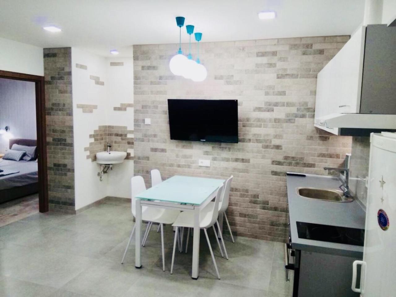 Apartment For Rent In The City Center Of Kharkiv K18 Elinaflats Carcóvia Exterior foto